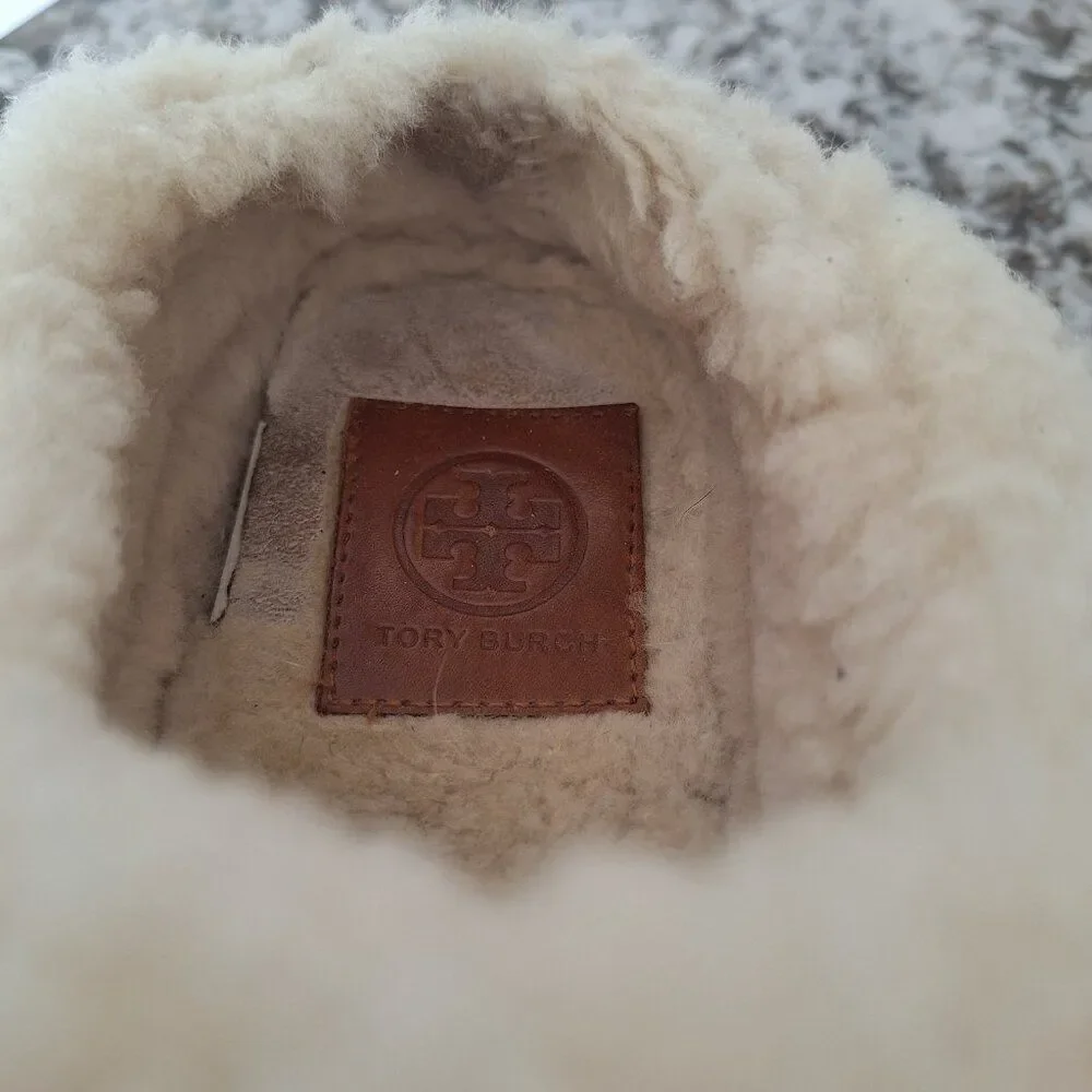 Tory Burch genuine Leather Suede sheepskin fur slippers size 7